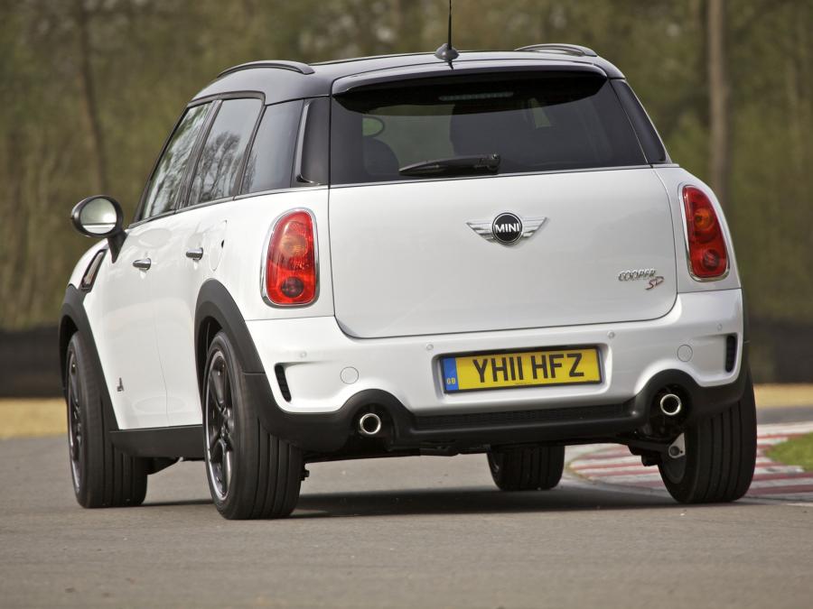  Mini Cooper Countryman SD All4 2011 года  (UK) (фото 12 из 13)